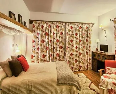 Llano Tineo Hotel