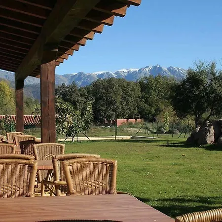 ホテル Llano Tineo